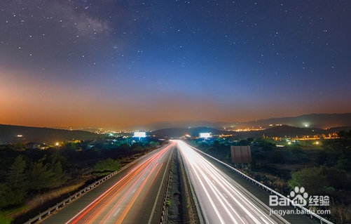 不能放慢脚步，时刻要向前