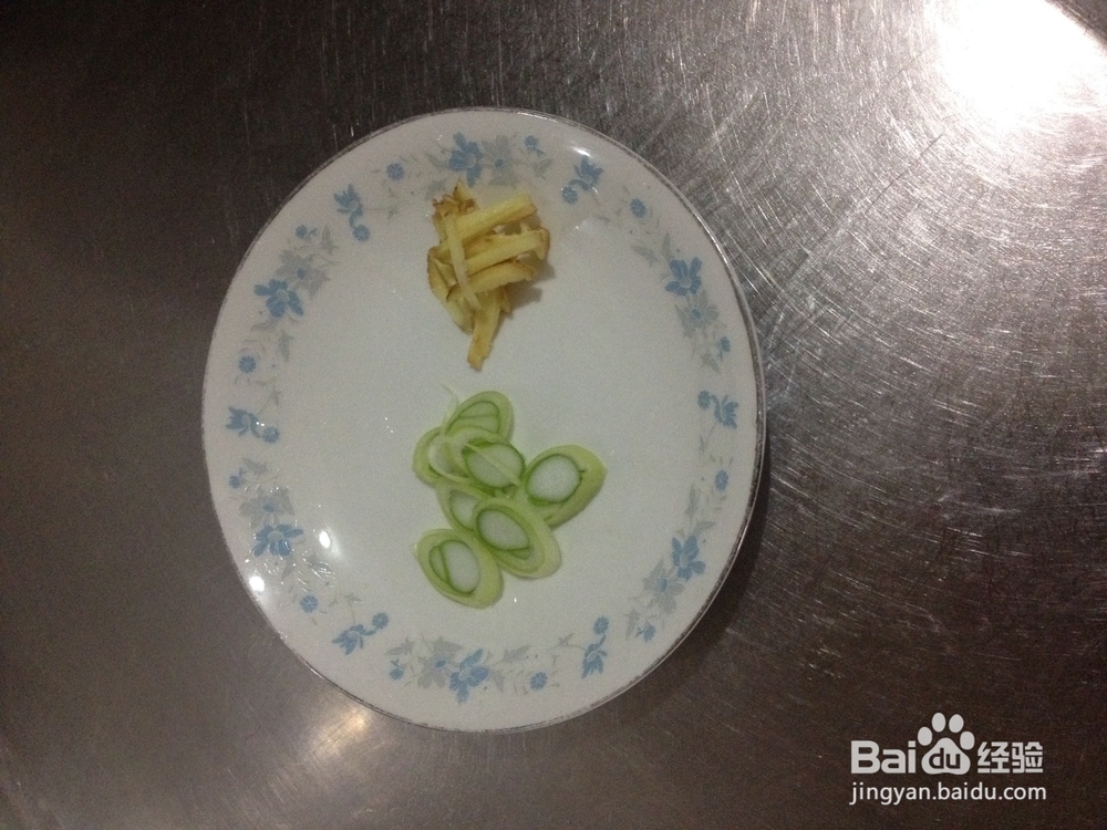 怎样做豌豆好吃——多彩鸡丁豌豆做法