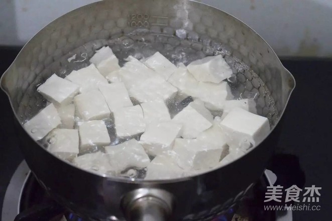 金沙炖豆腐的做法