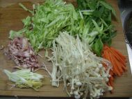 培根杂蔬炒米粉的做法