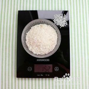 燕麦核桃枸杞粥的做法