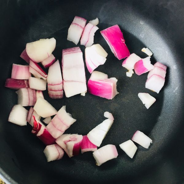 低脂酸辣巴沙鱼汤