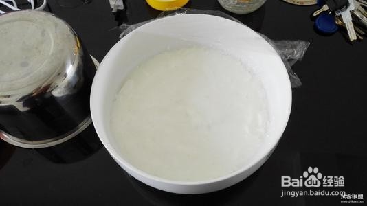 鲜牛奶是怎样变成味道甜美的酸奶