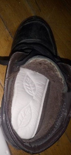 两叶足卫生巾鞋垫使用方法