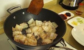 教你制作美味的回锅肉