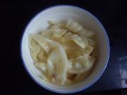 怎样自制花胶龙骨番茄汤