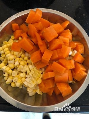 食补养生炒甜玉米胡萝卜的做法