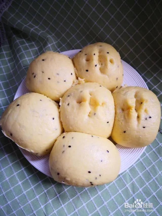 黑芝麻玉米馒头的做法