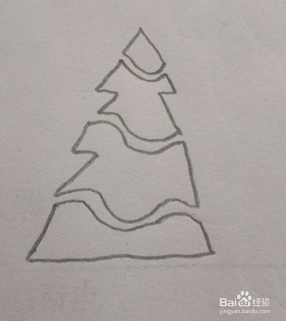 儿童简笔画圣诞树的画法2