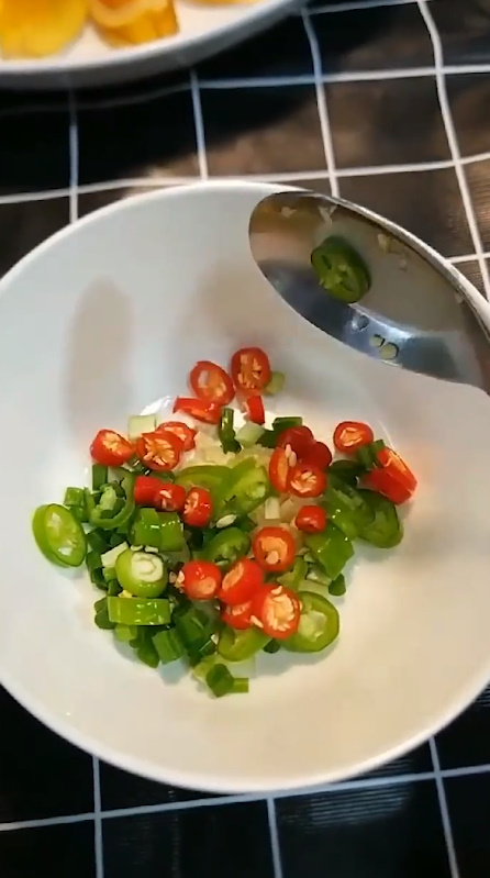 凉拌皮蛋怎么做?