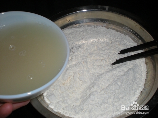 夏天怎么做快手面点——电饭锅版豆沙卷儿