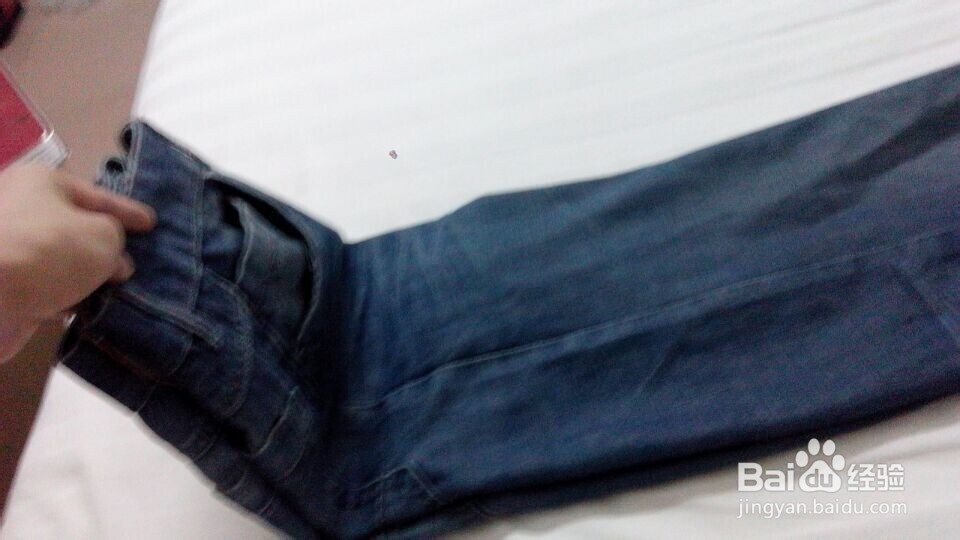 如何简单叠衣服,裤子,袜子,内裤