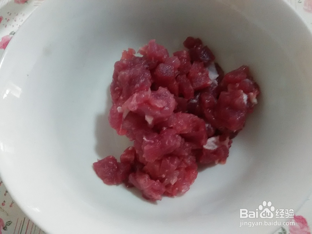 分享超简单超快速的炸酱面制作方法喽