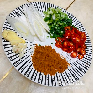 怎么制作嫩豆腐泡菜牛肉锅