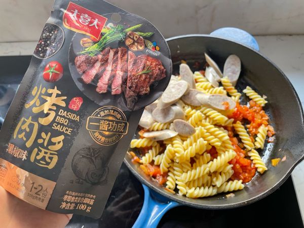 图林根香肠炒意面