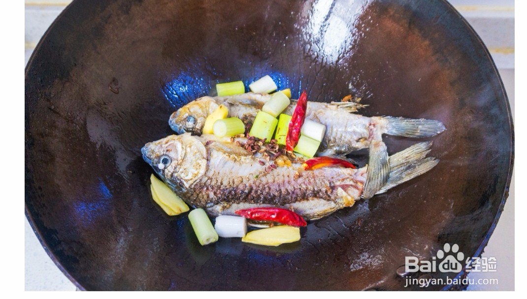 如何做美味的鲫鱼汤