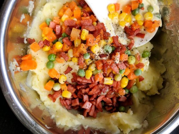 杂蔬培根土豆泥沙拉