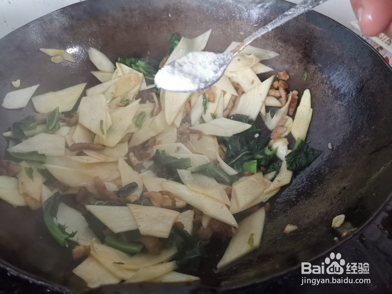 肉丝茭白炒油麦菜