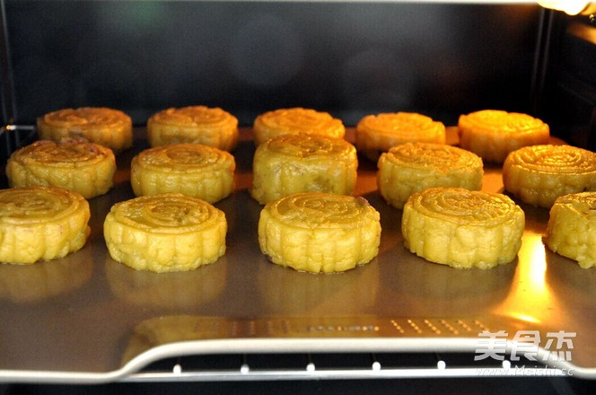 广式红豆沙月饼