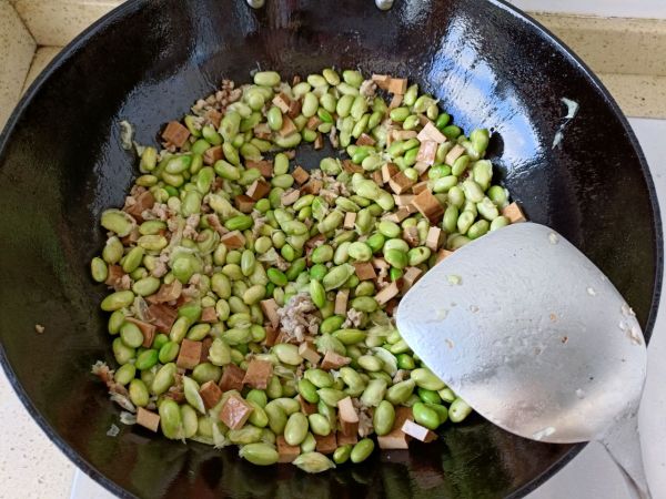 川香麻辣毛豆炒肉沫