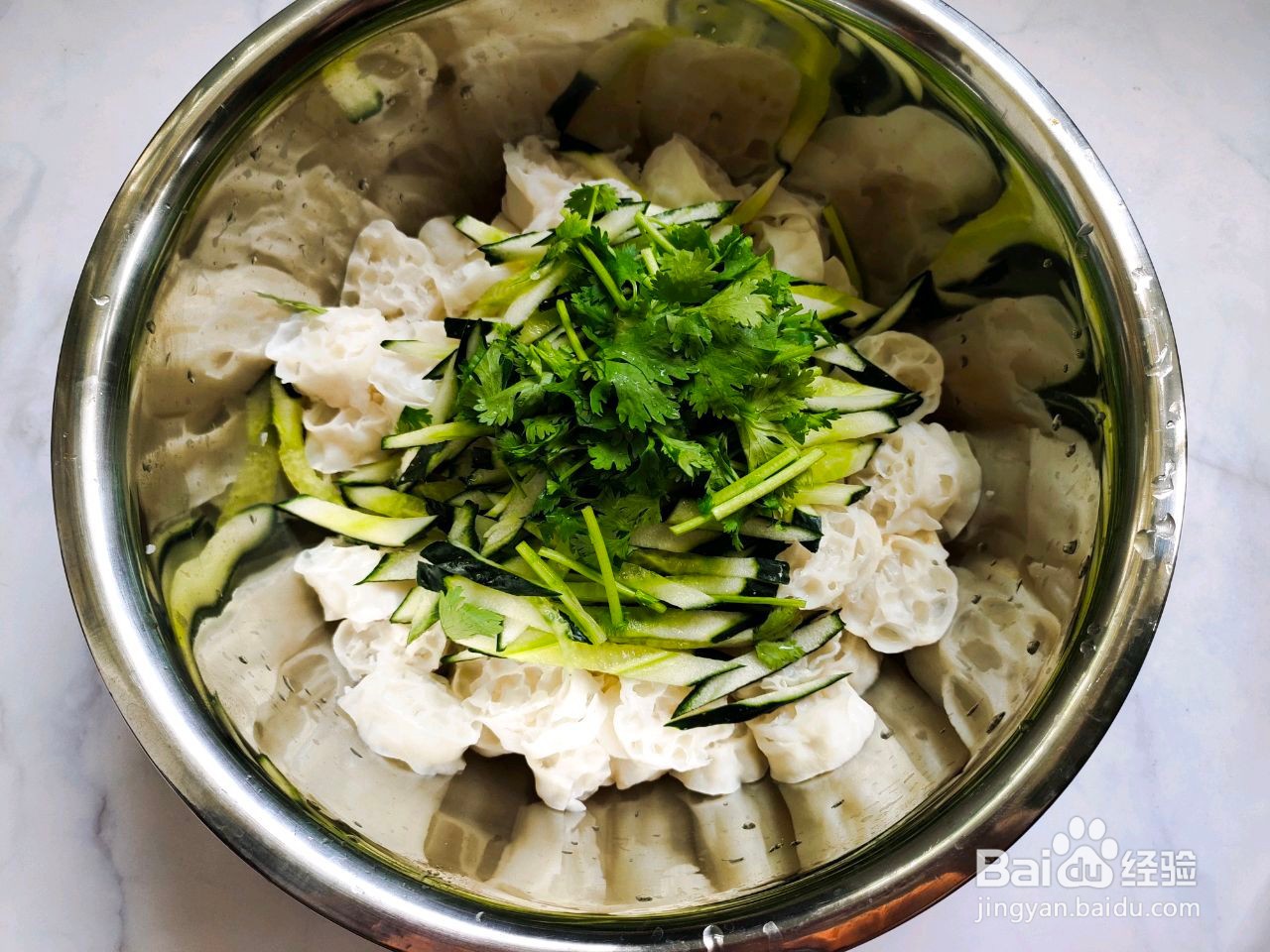 香辣麻酱吸汁面藕