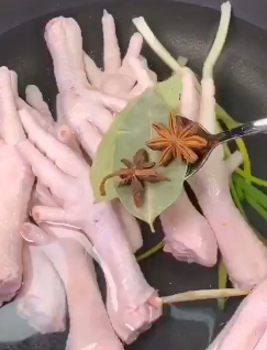 如何做豆豉鸡爪呢