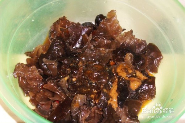 凉拌黑木耳的制作方法