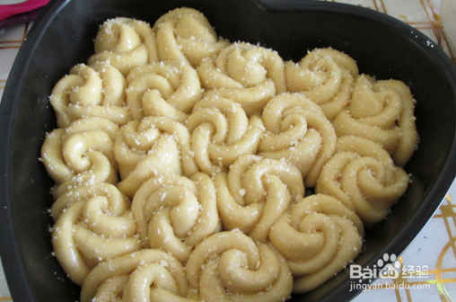 蛋奶玫瑰花小面包