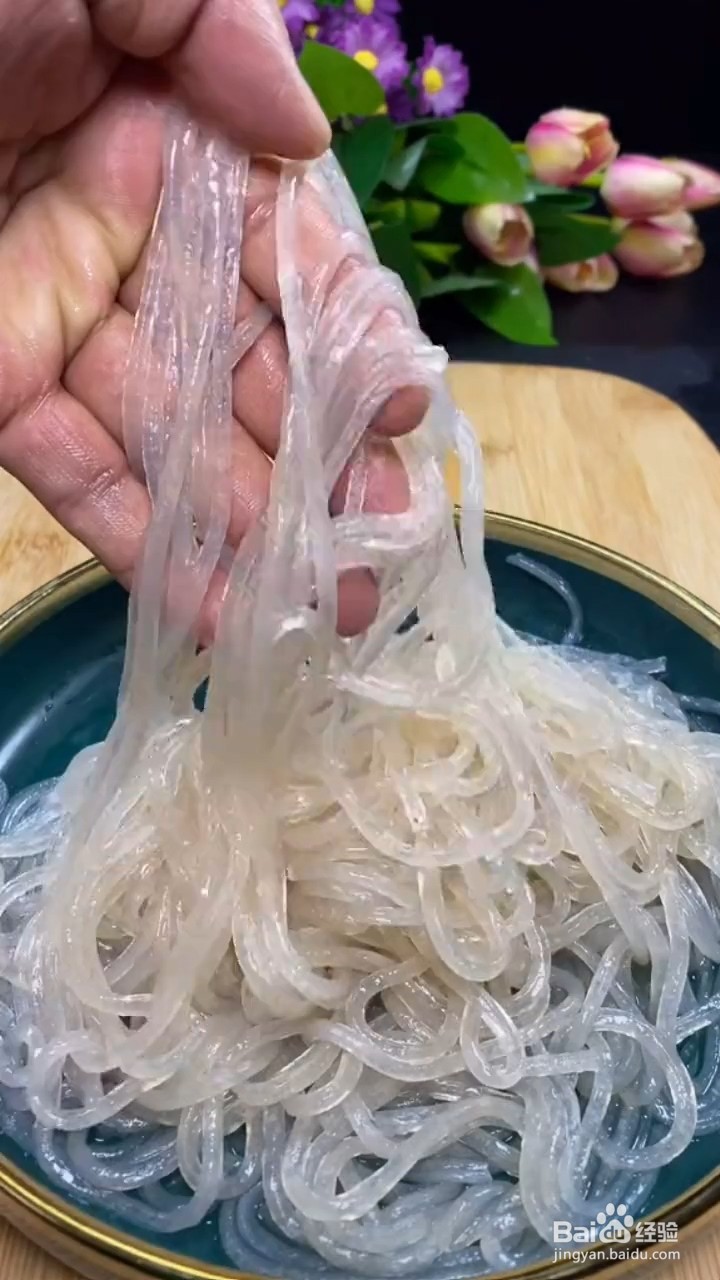 如何自制美味好吃的豆角土豆焖面