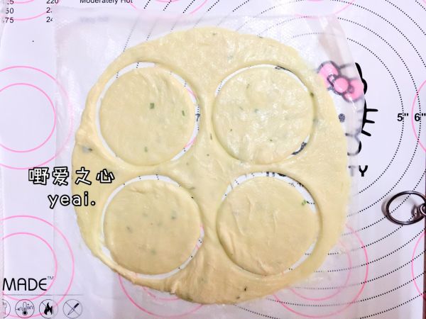 金枪鱼火腿芝士酥