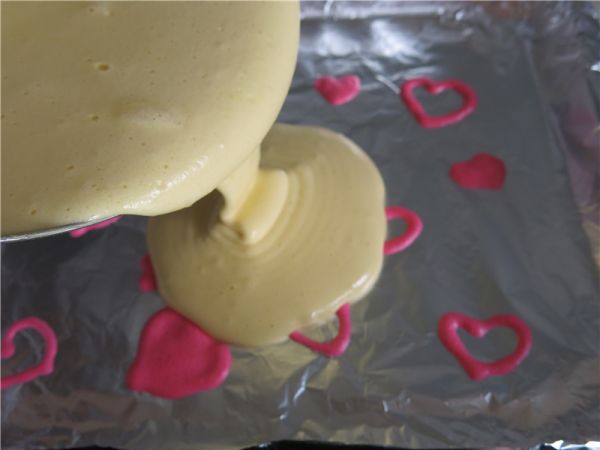 彩绘爱心蛋糕卷