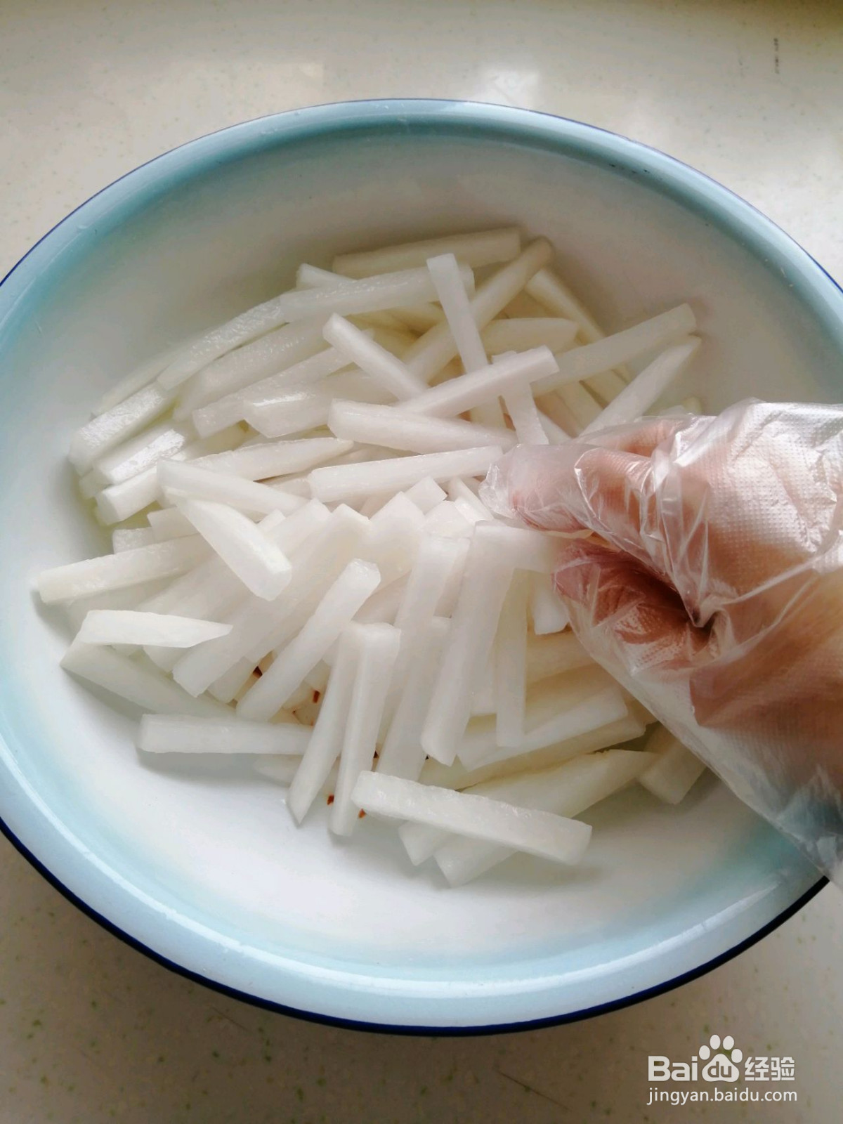 酸甜爽口的下饭菜腌萝卜的做法