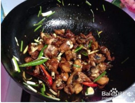 制作麻辣仔鸡