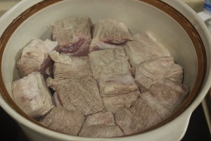 如何制作美味好吃的懒人版东坡肉