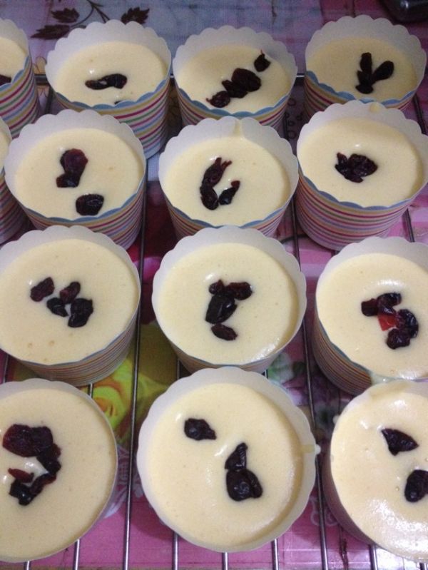 苹果蔓越梅杯子蛋糕