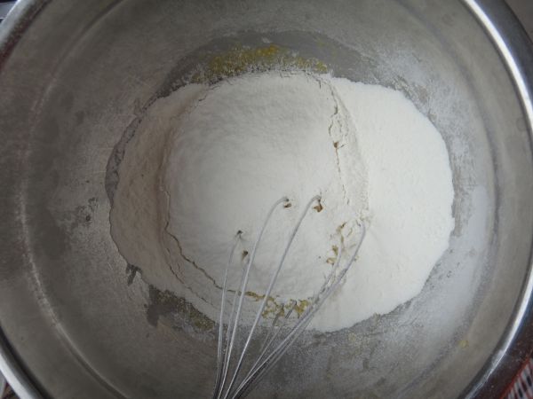 蓝莓奶油蛋糕卷