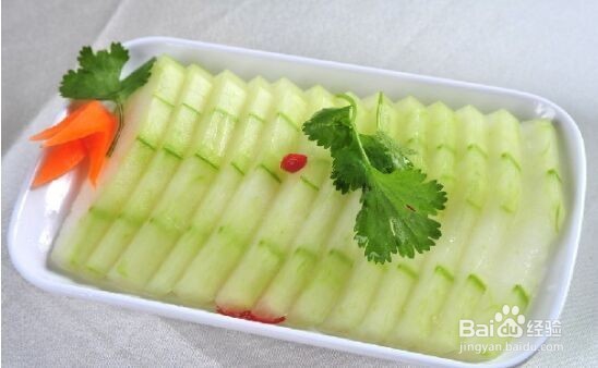 如何矫正孩子不爱吃蔬菜的习惯？