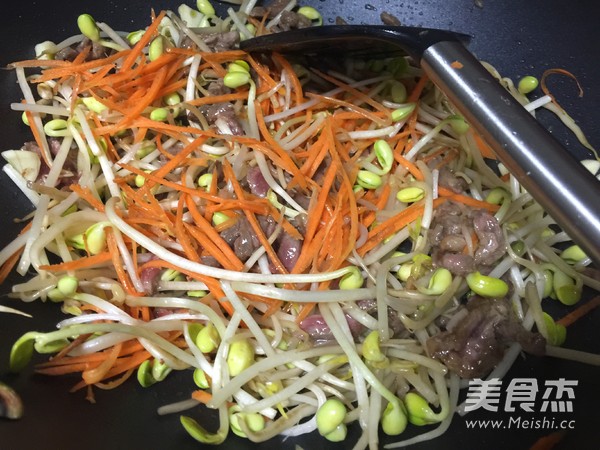 时蔬牛肉小炒