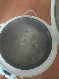 怎样煲好喝的皮蛋粥