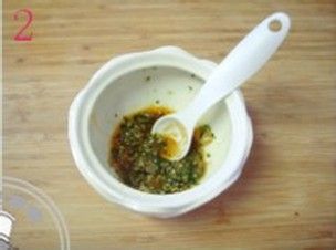 好煮妇如何看“脸色”做菜-蒜蓉马齿菜