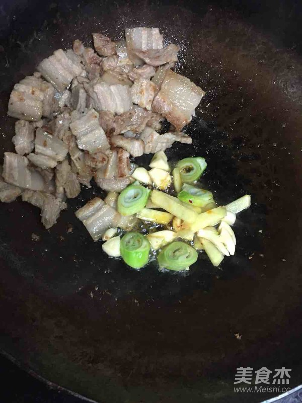 农家小炒肉的做法