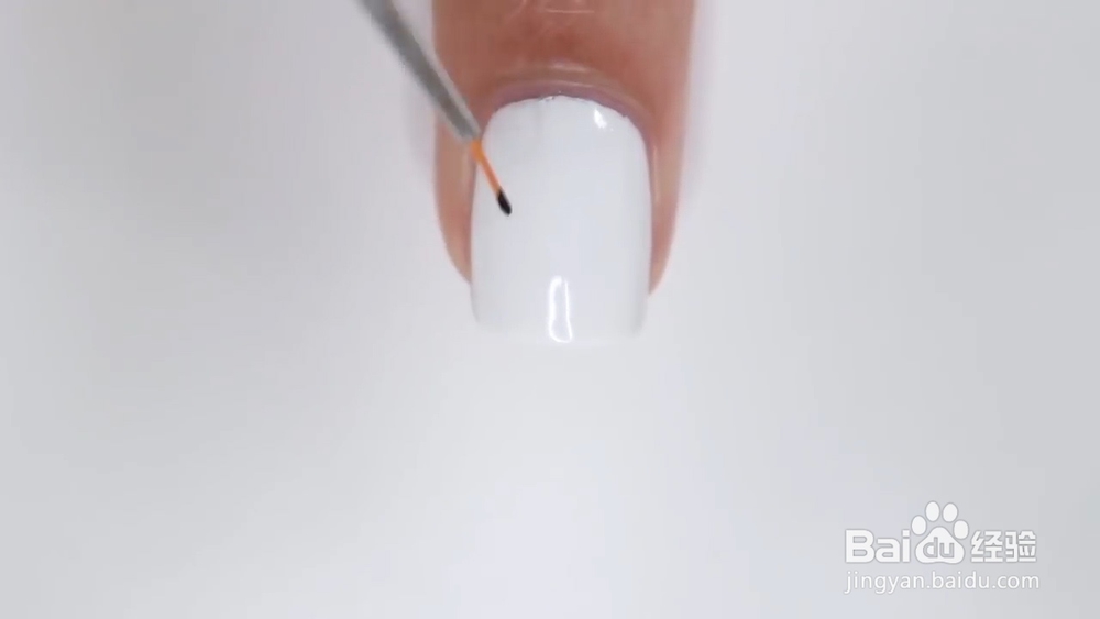 粉色蒲公英美甲的画法