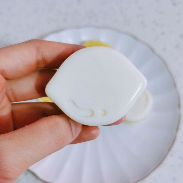 椰香芒果千层糕