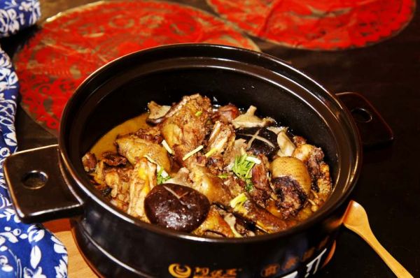 小鸡炖蘑菇#新年新招乐过年#