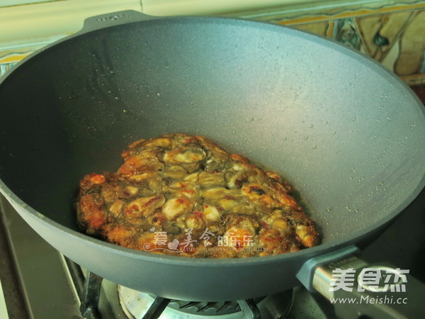 鲜蚝煎蛋的做法