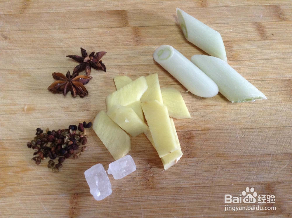 香辣猪蹄的做法(天天妈妈私房菜)