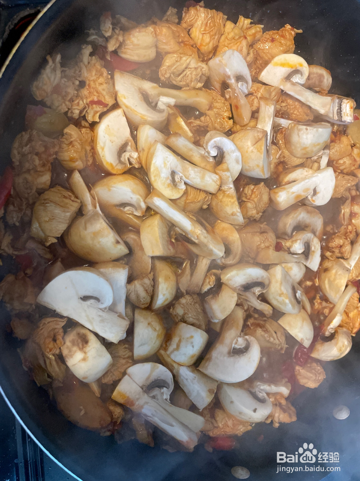 蘑菇烧鸡日常厨房的做法