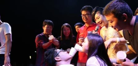 经典的年会互动小游戏