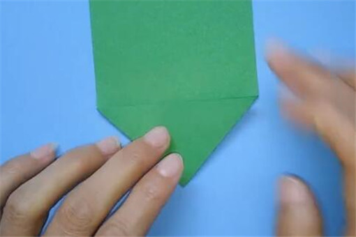 一张彩色的a4纸怎么折