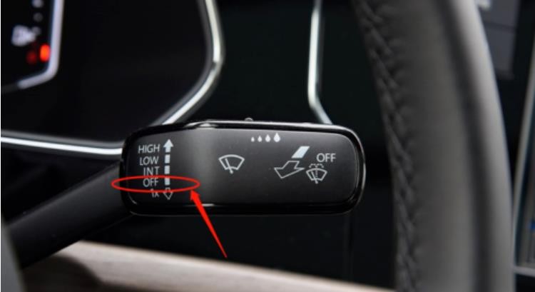 如何使用polo雨刮器